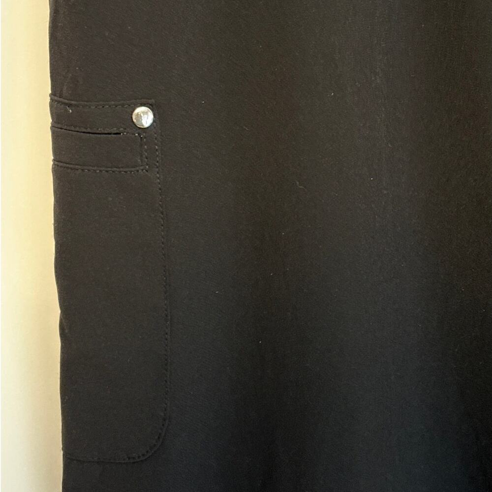 Chico’s Zenergy Black Cargo Bungee Pants Sz 2 (US 12/L) Lightweight Travel - Picture 4 of 10